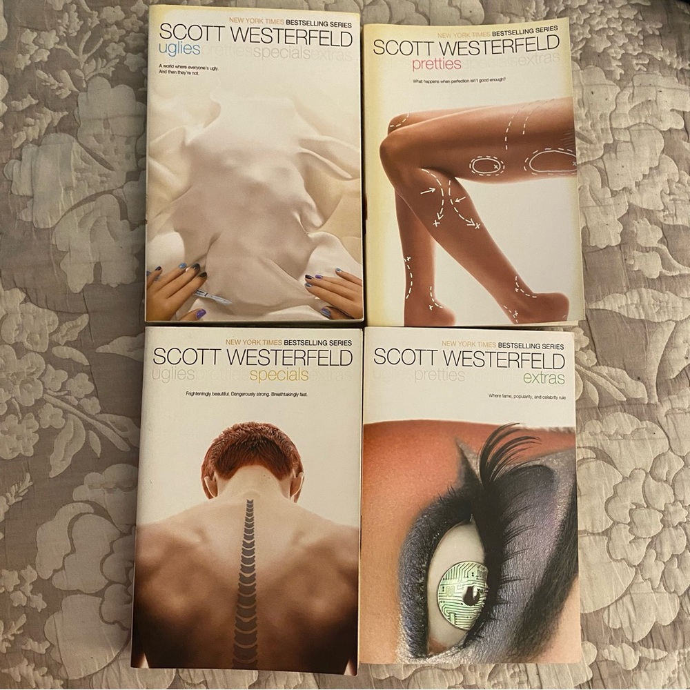 Scott Westerfeld uglies series paperback books - 4 paperbacks (entire series)
